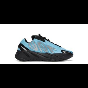Yeezy 700 cyan blue size 8 men’s